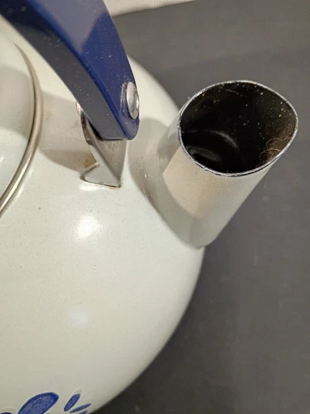 VTG Pfaltzgraff Yorktown enamel on metal Teapot VGC