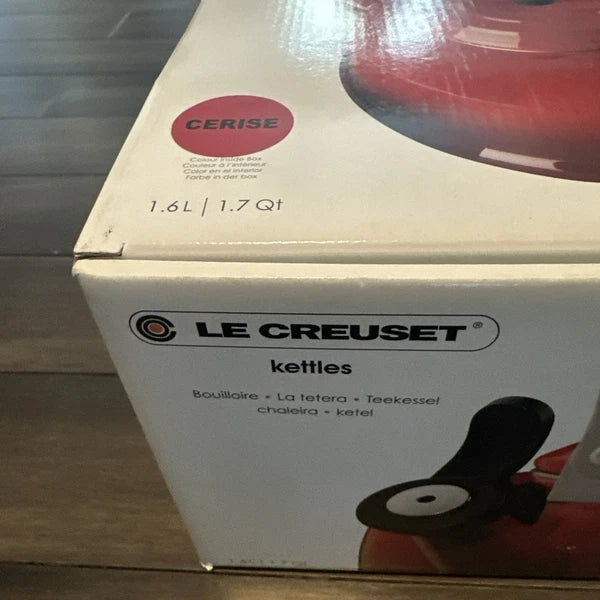 Le Creuset Whistling Tea Kettle 1.7 qt. Cerise - Enamel on Steel - Classic