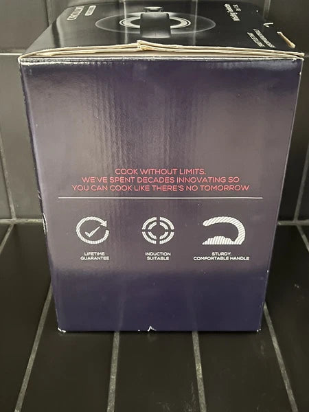 Circulon Enamel on Steel Whistling Teakettle/Teapot 2 Quart Black