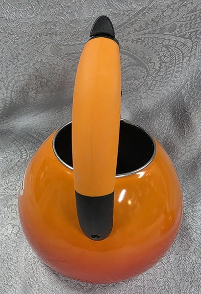 LE CREUSET  Orange Kettle 1.6 qt Tea Pot Enamel Oolong Kettle color volcanic New