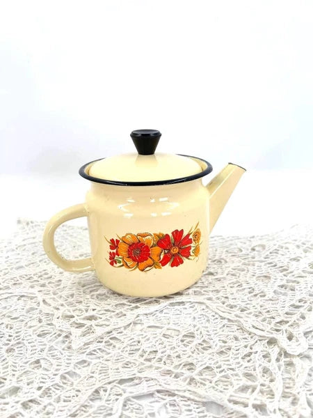 Vintage yellow enameled kettle pitcher 0.5 l Kitchen enamel coffee pot Metal tea