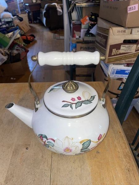 VINTAGE Enamelware Tea Kettle/Pot White/Red Flowers