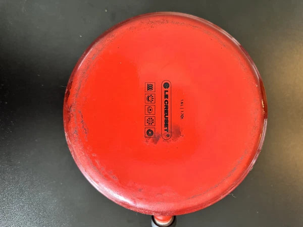 Le Creuset Whistling Tea Kettle 1.7 Quart Enamel Steel Ombre Cherry Red