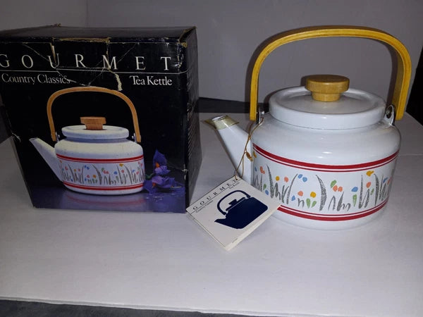 Vintage Gailstyn-Sutton 1986 Windswept Tea Kettle 2.5Q Porcelain Enamel On Steel