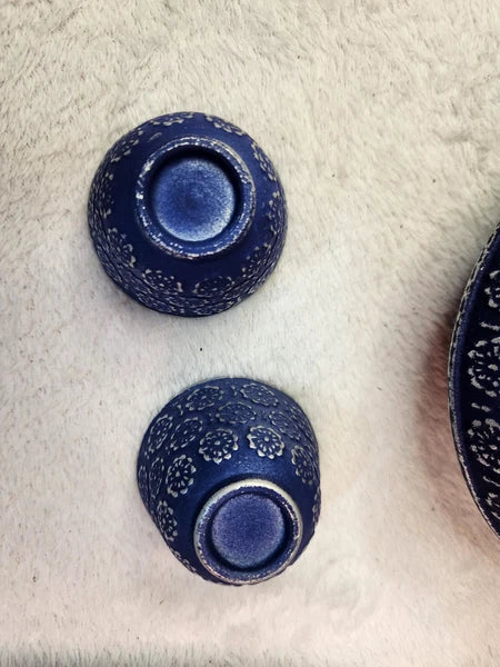 PRIMULA 34oz Blue Floral TEAPOT And Cups Cast Iron , Mesh tea Infuser Enamel New